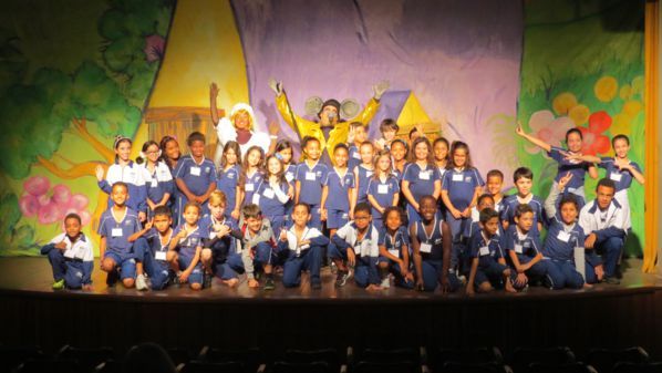 instituto-de-educacao-canaa-teatro-monte-calvario